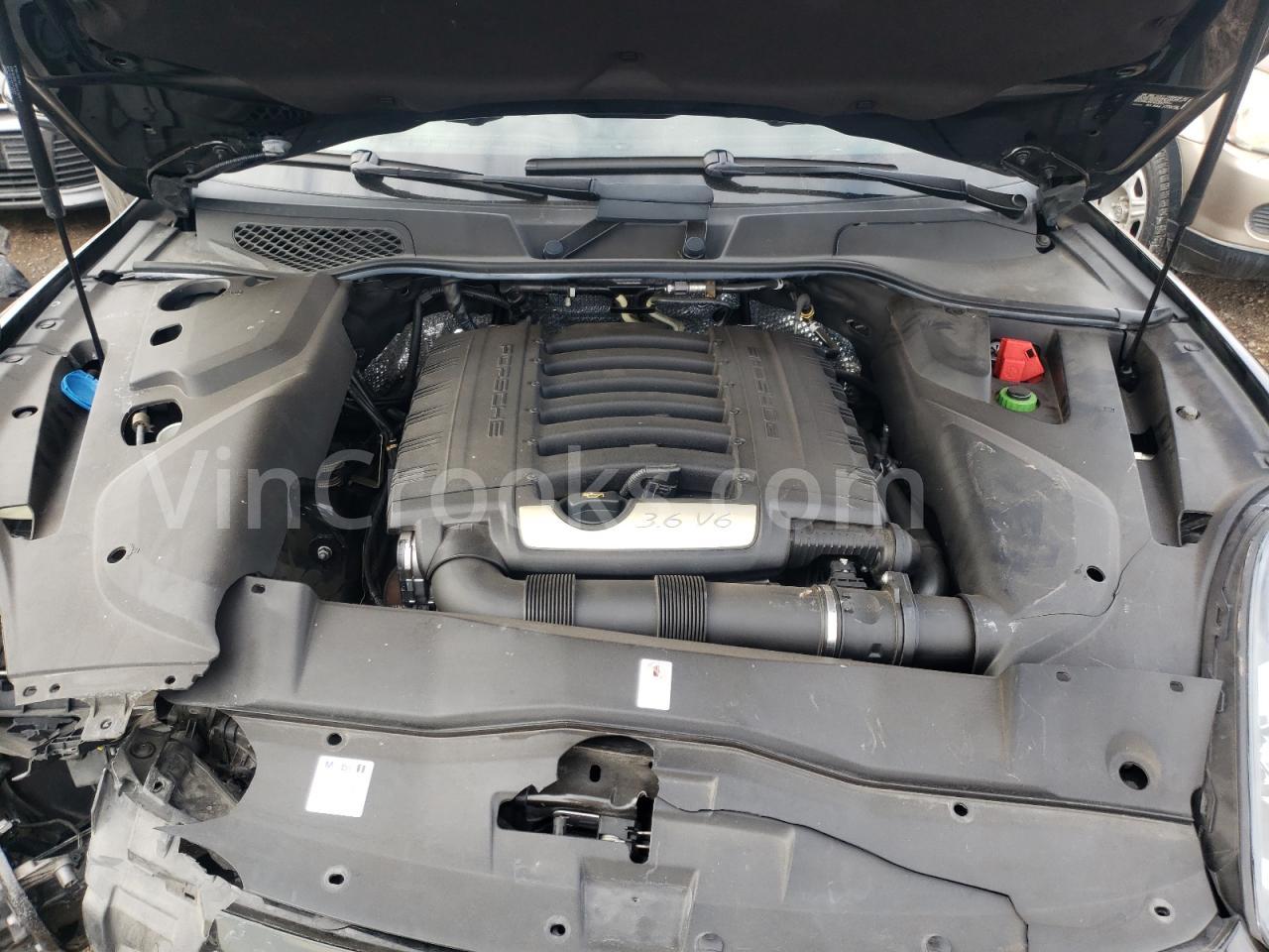 WP1AA2A25HKA86644