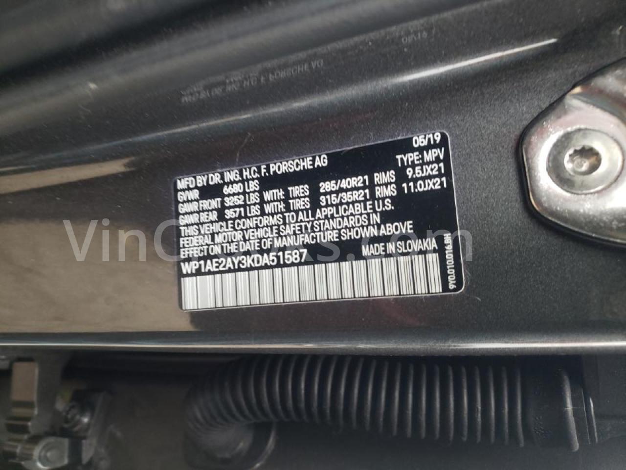 WP1AE2AY3KDA51587