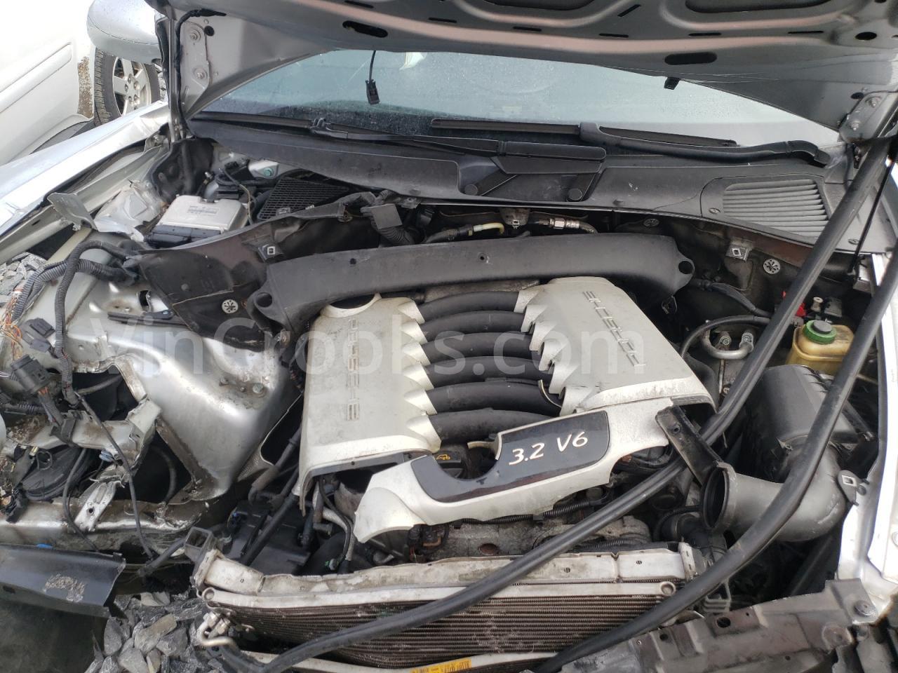 WP1AA29PX5LA22590