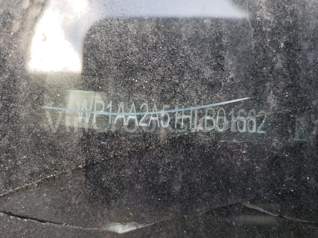 WP1AA2A51HLB01662
