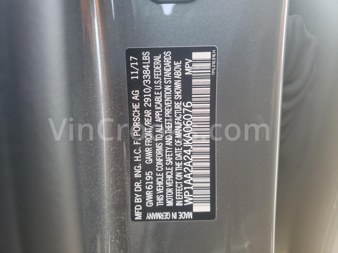 WP1AA2A24JKA06076
