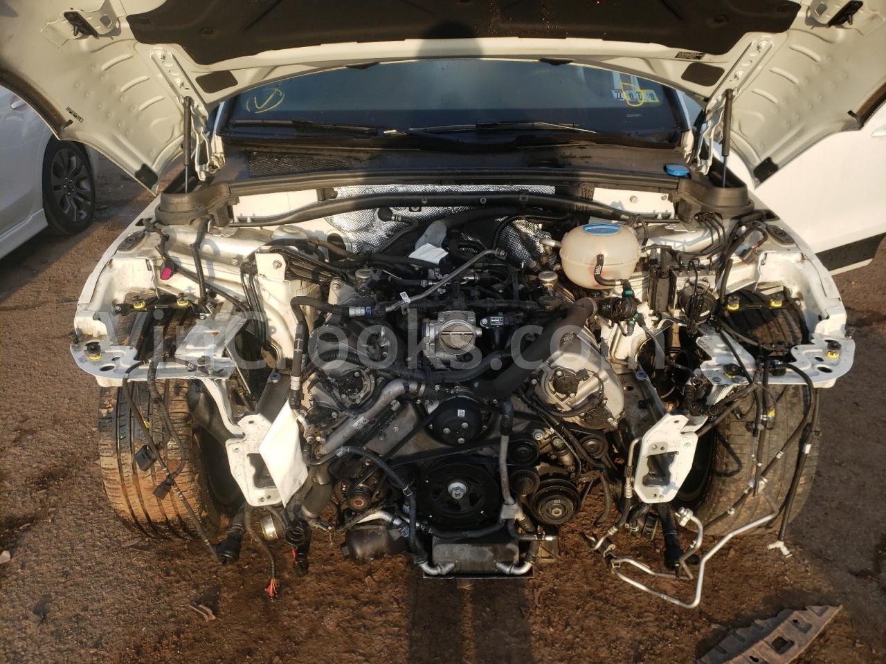 WP1AB2A50JLB30721