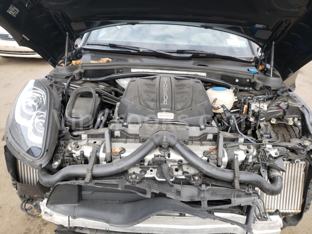 WP1AB2A5XJLB34517