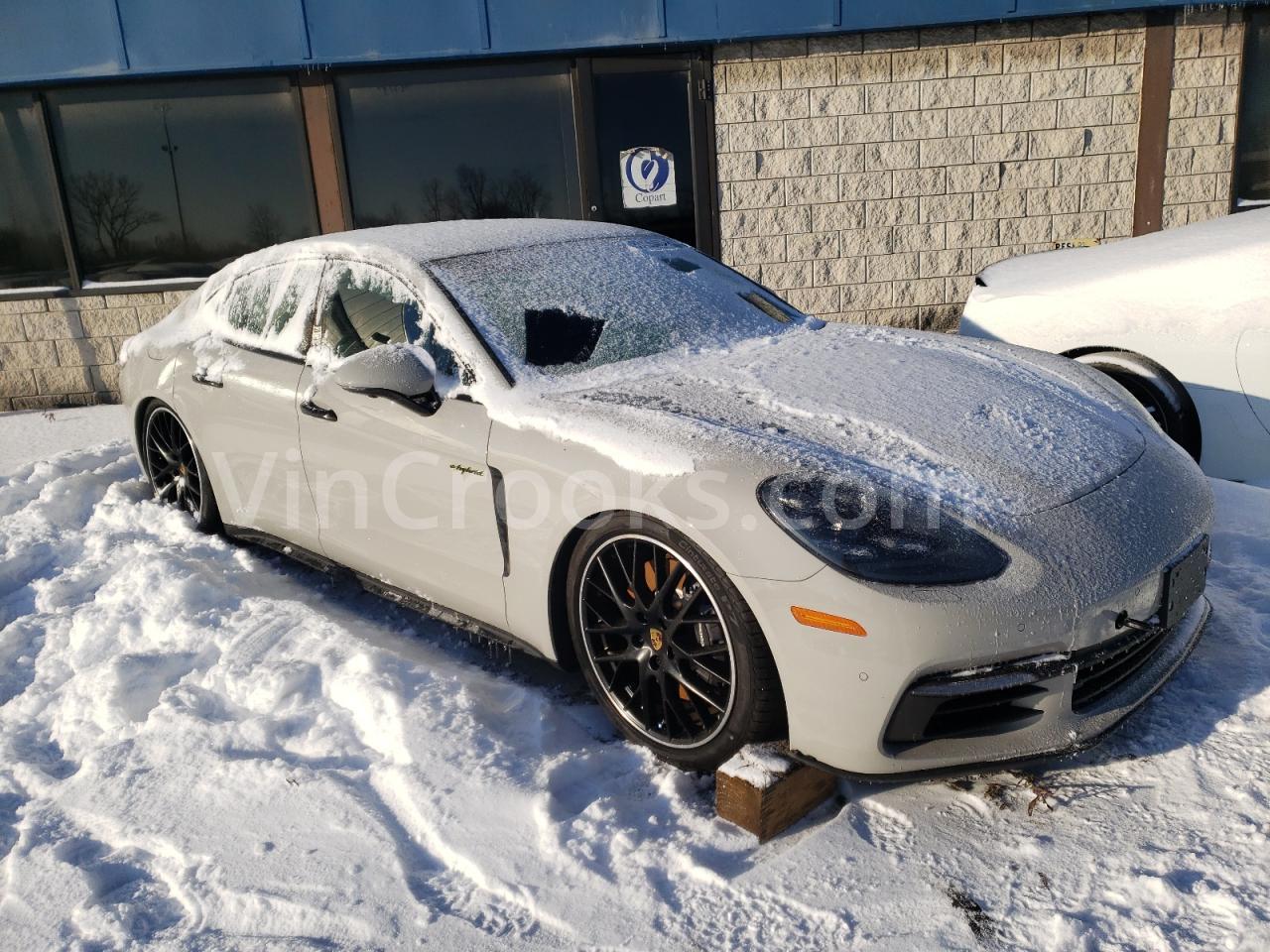 WP0AE2A70LL132756