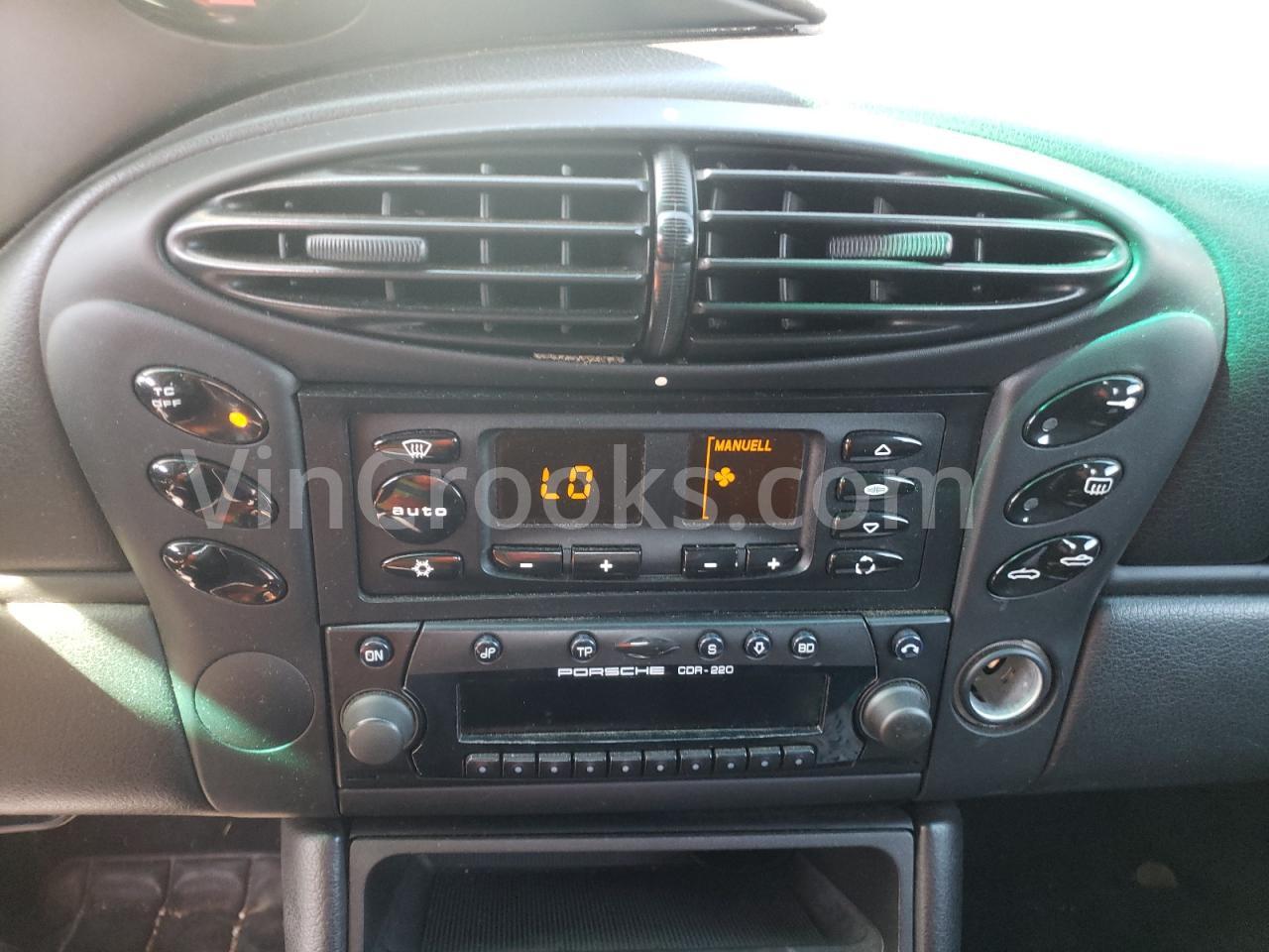 WP0CA298XYU620468