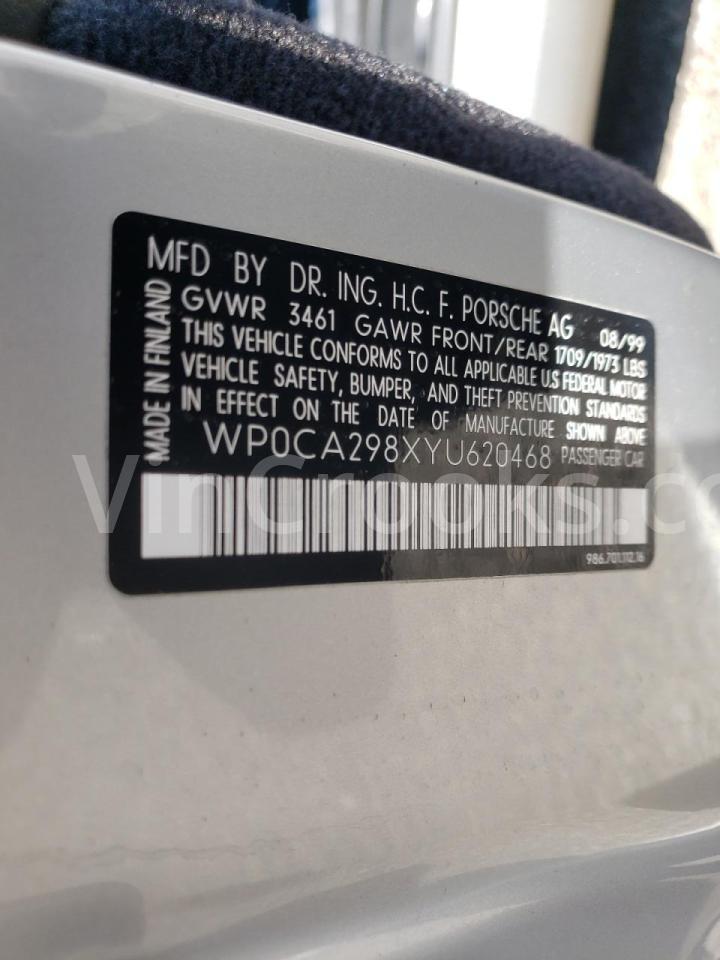 WP0CA298XYU620468