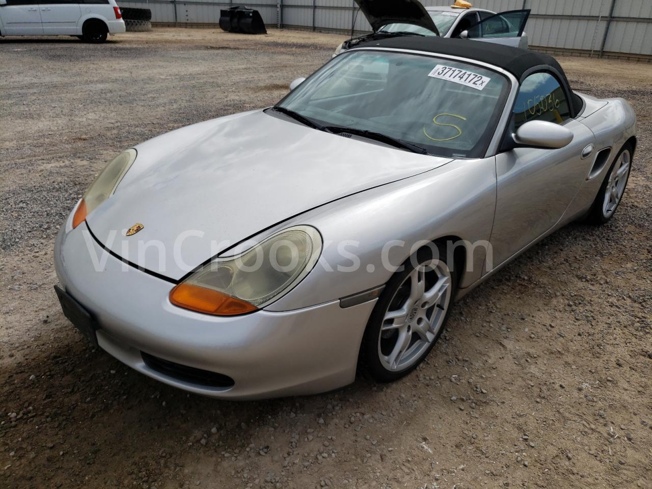 WP0CA298XYU620373