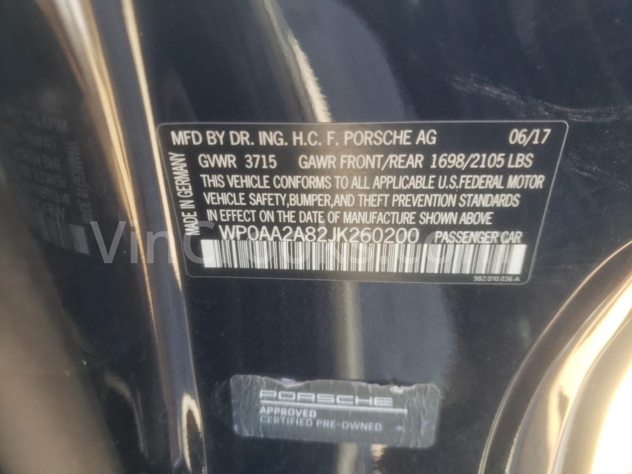 WP0AA2A82JK260200
