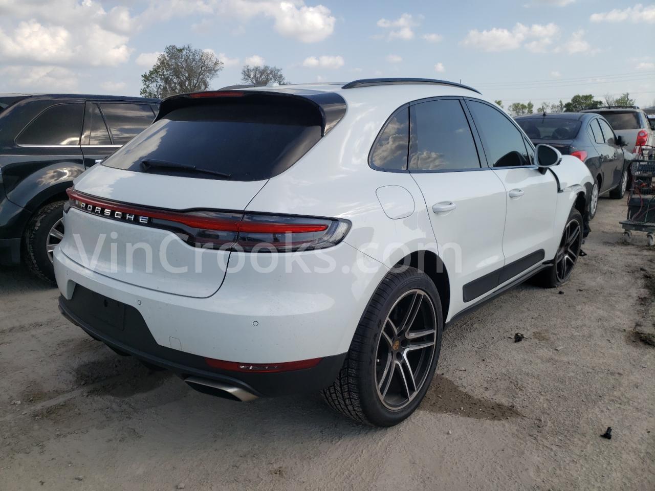 WP1AA2A56MLB14157