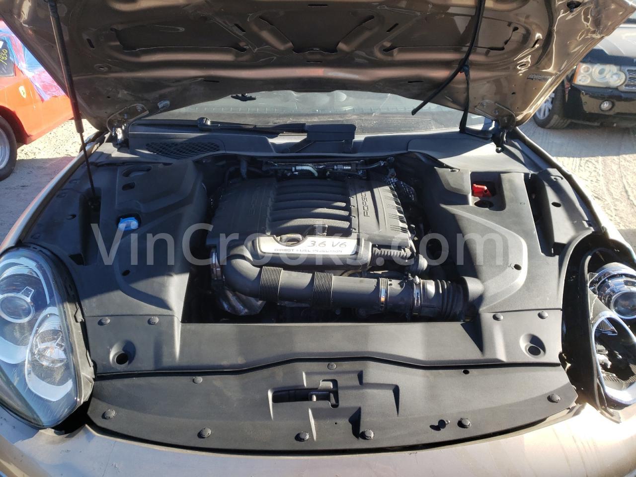 WP1AA2A28HKA89540