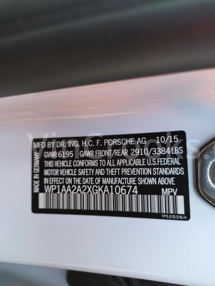WP1AA2A2XGKA10674
