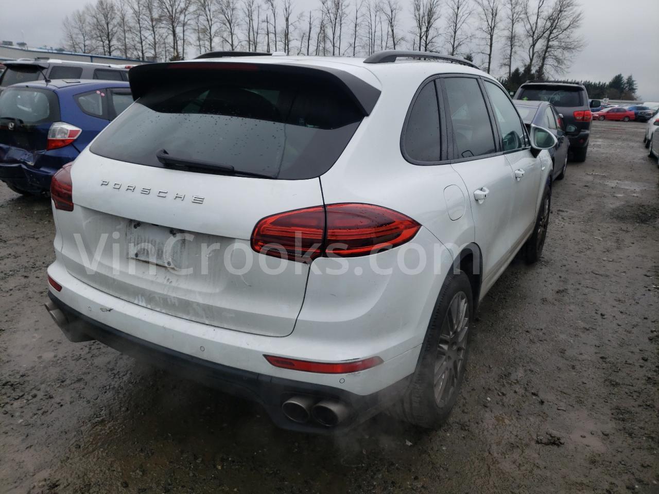 WP1AE2A26GLA18303