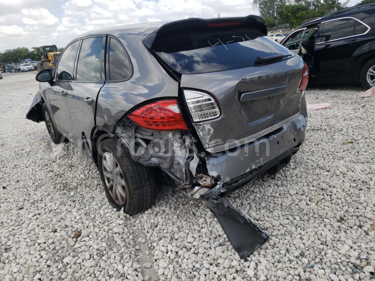 WP1AA2A22CLA03786