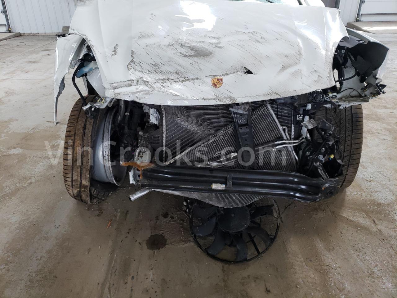 WP1AA2A2XHKA81407