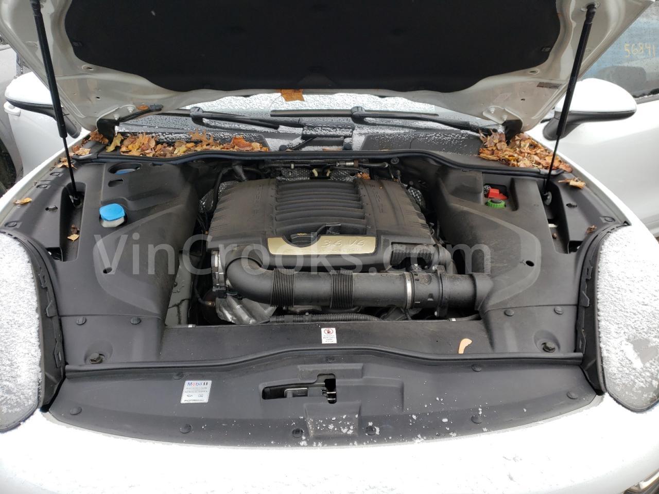 WP1AA2A2XHKA80807