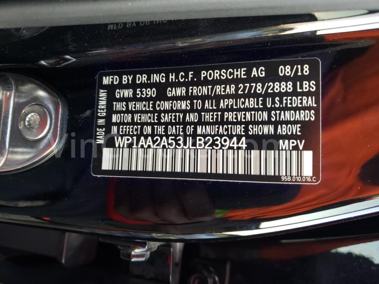 WP1AA2A53JLB23944