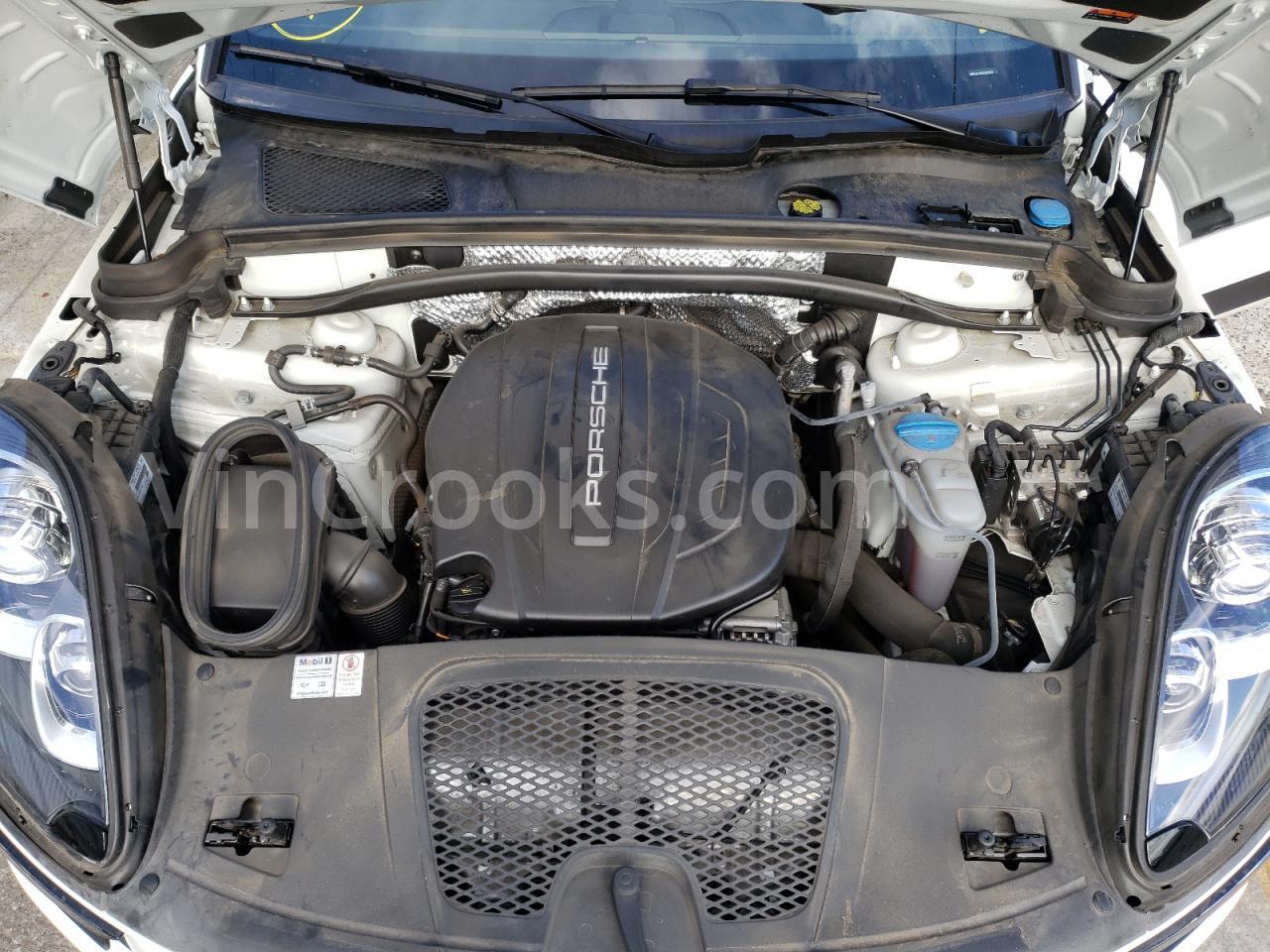 WP1AA2A56JLB21363