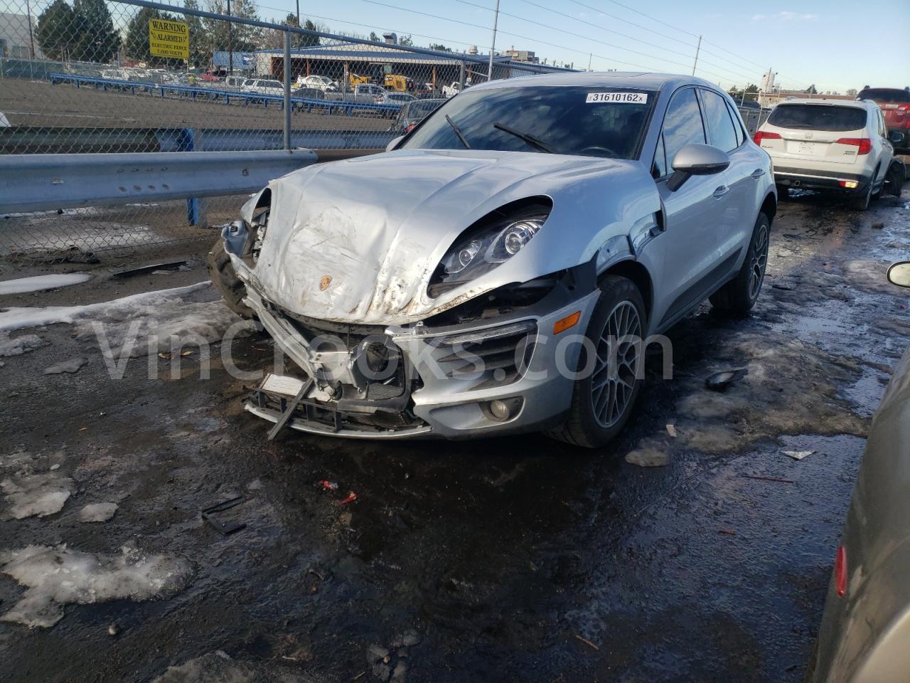 WP1AA2A52HLB01363