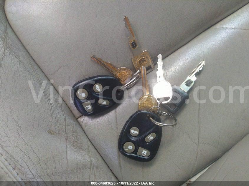 1G6KD54Y2WU729695