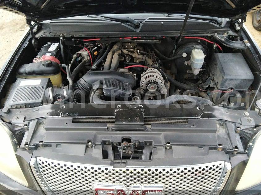 1GKFK66878J238085