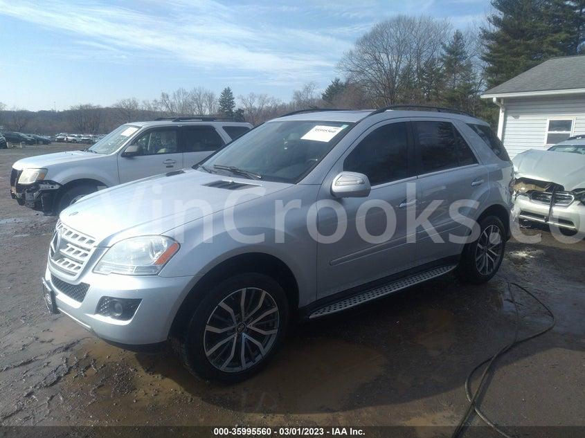 4JGBB8GB3AA561437