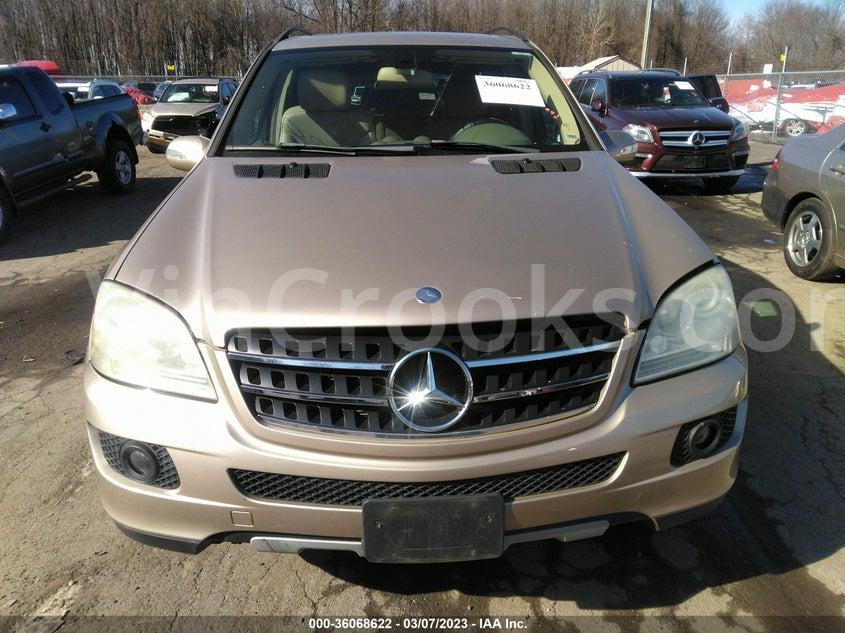 4JGBB86E27A289435