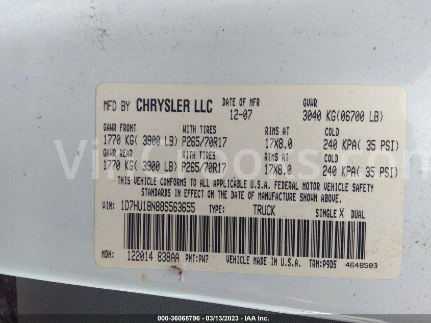 1D7HU18N88S563655