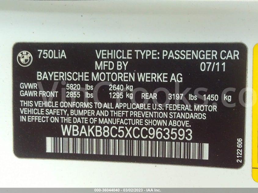 WBAKB8C5XCC963593