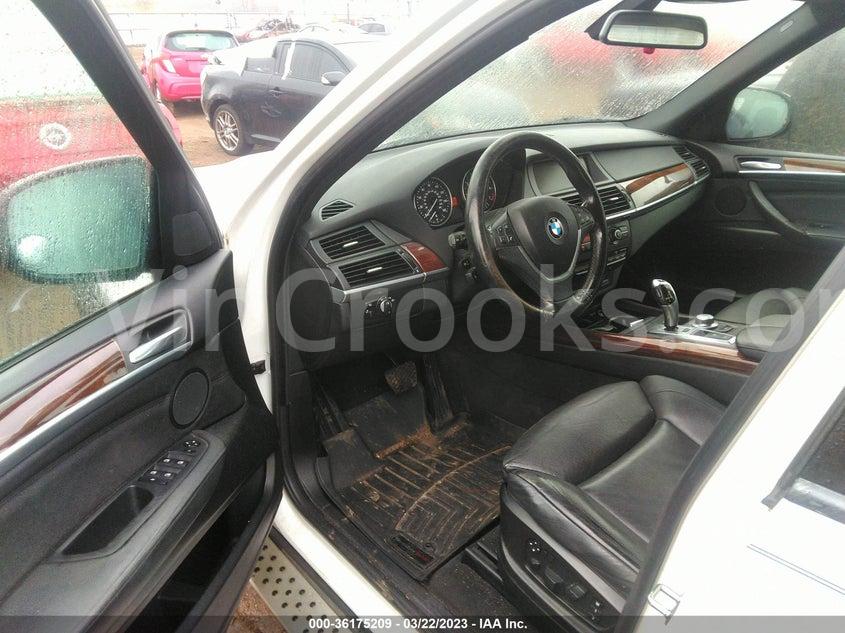 5UXFE83599L171048