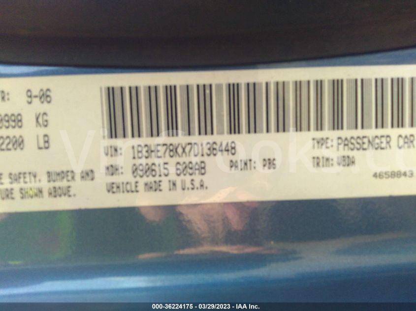 1B3HE78KX7D136448