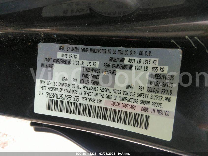 3MZBN1L39JM251505