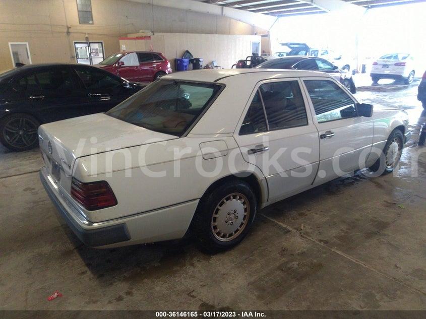 WDBEB28E3PB875596