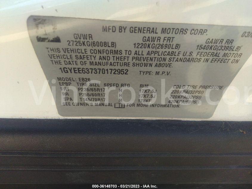 1GYEE637370172952