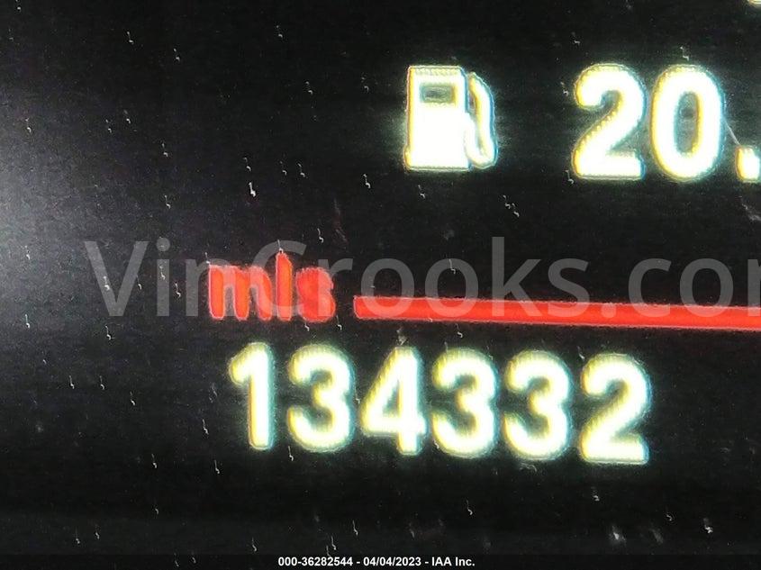 WBAXG5C52DDY32854