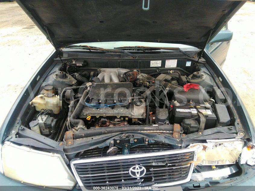 4T1BF18B5XU330461