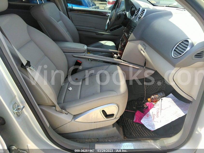 4JGBB8GB2AA599676