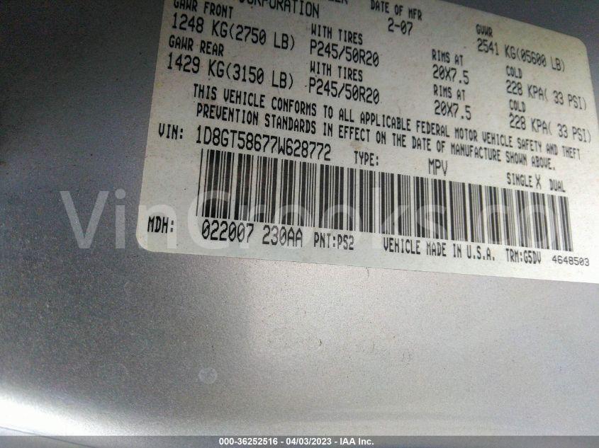 1D8GT58677W628772