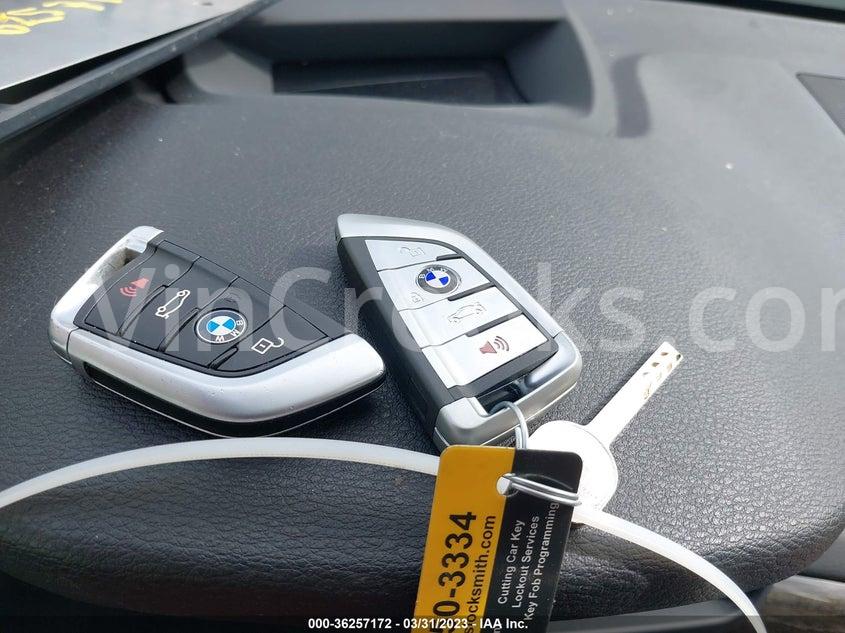 5UXKR0C54E0H26653