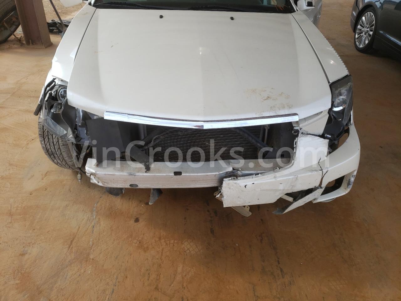 1G6DM56T250215703
