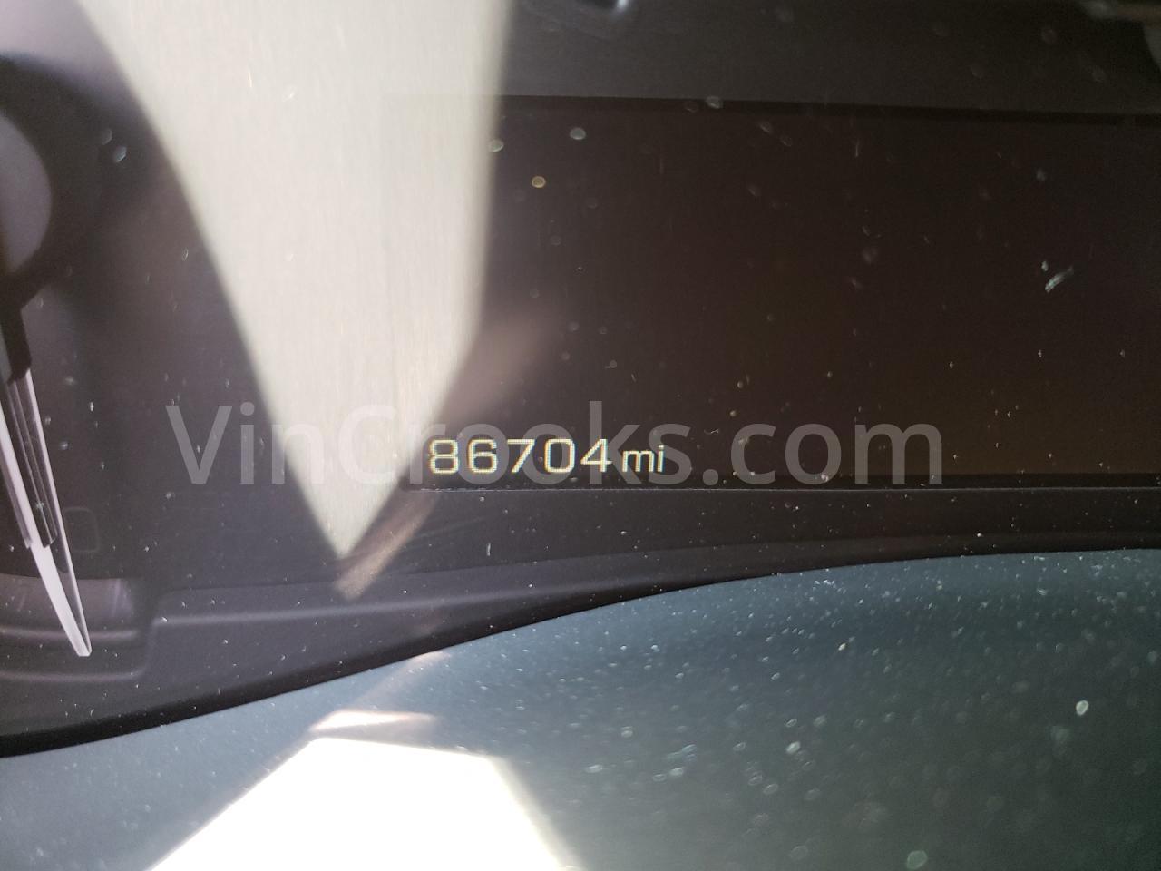 1G6AB5SX2E0115585
