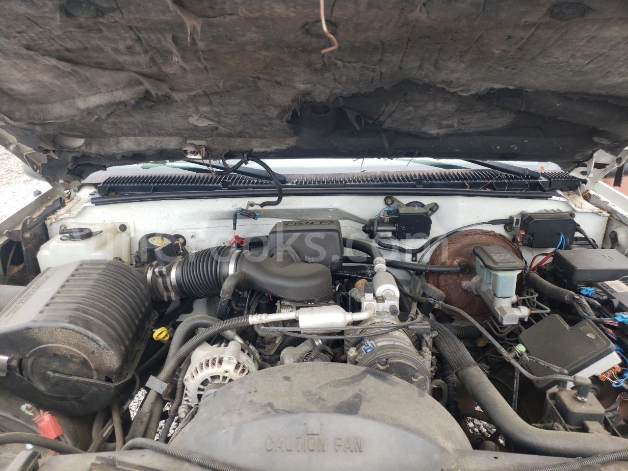 1GTGC24R5XR708518