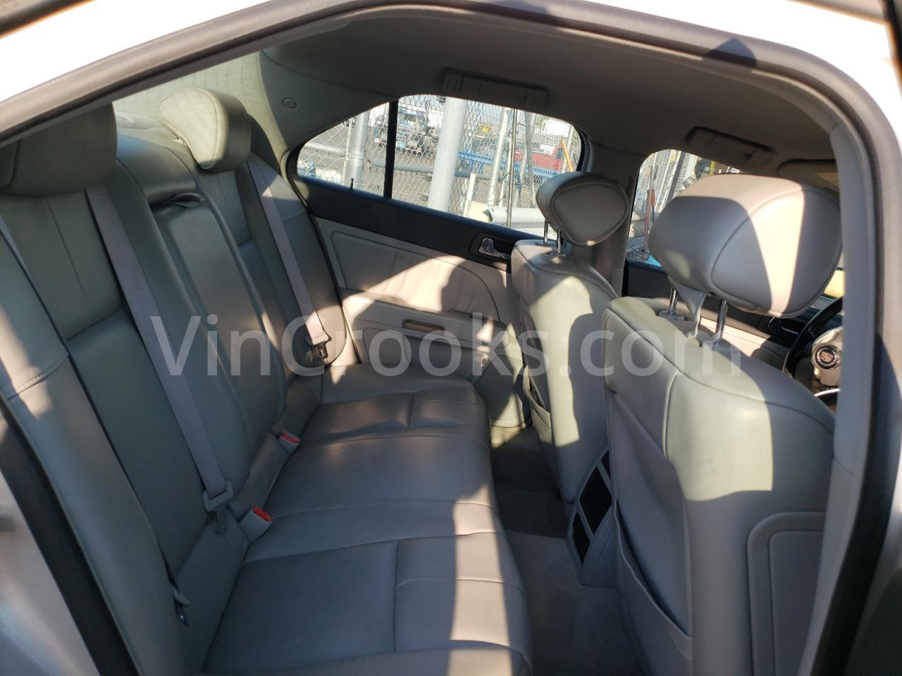 1G6DC67A450121201