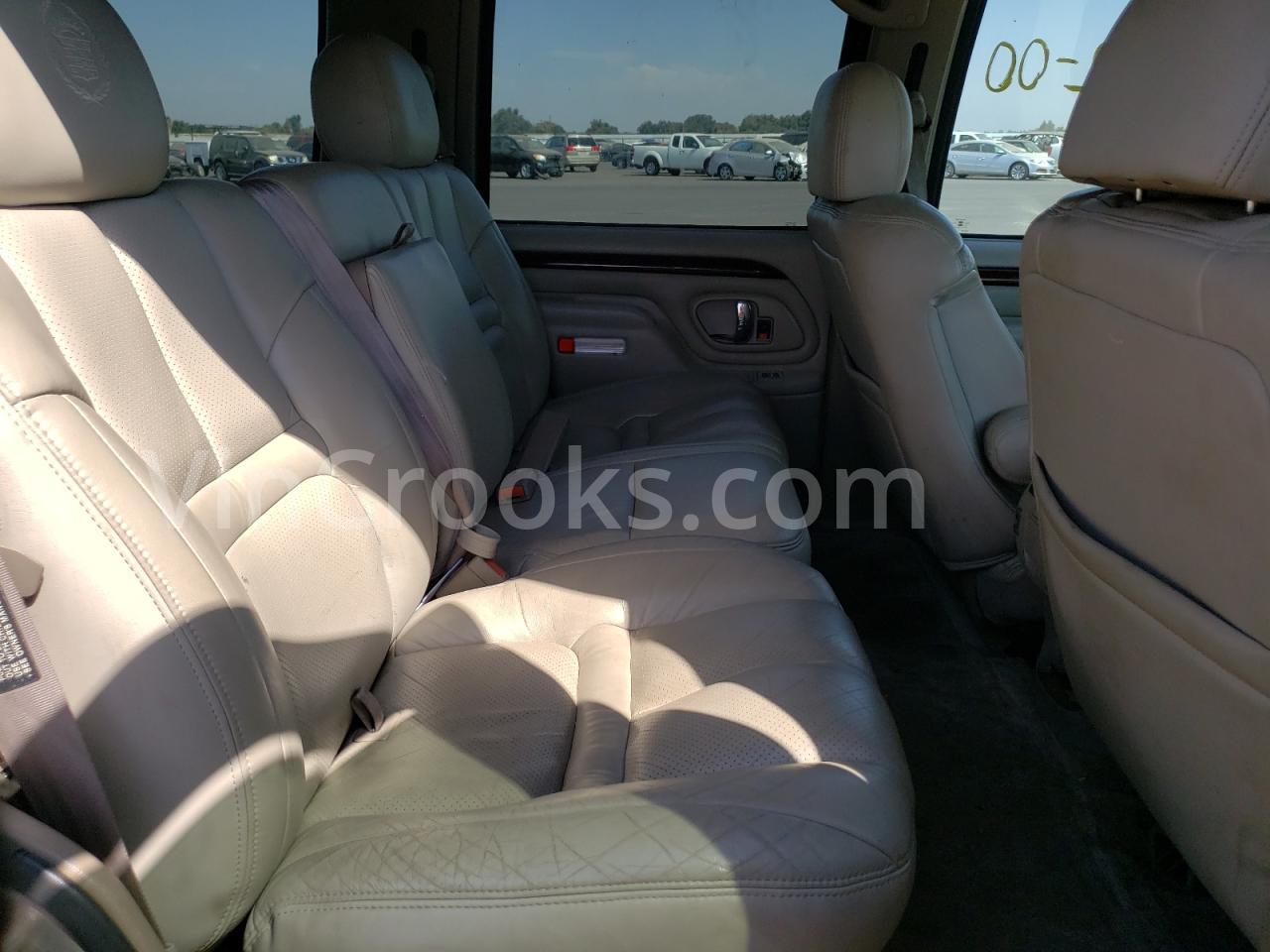1GYEK13R8YR125197