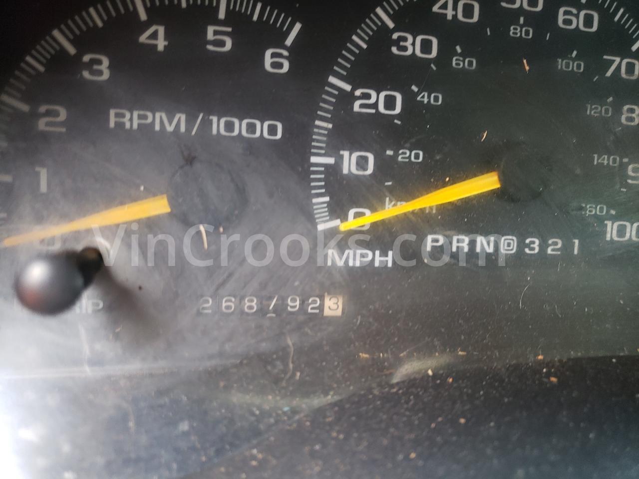 1GTGC24R5XR708518