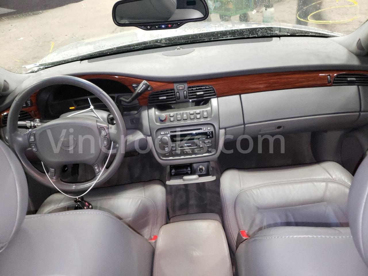 1G6KD54Y52U119932