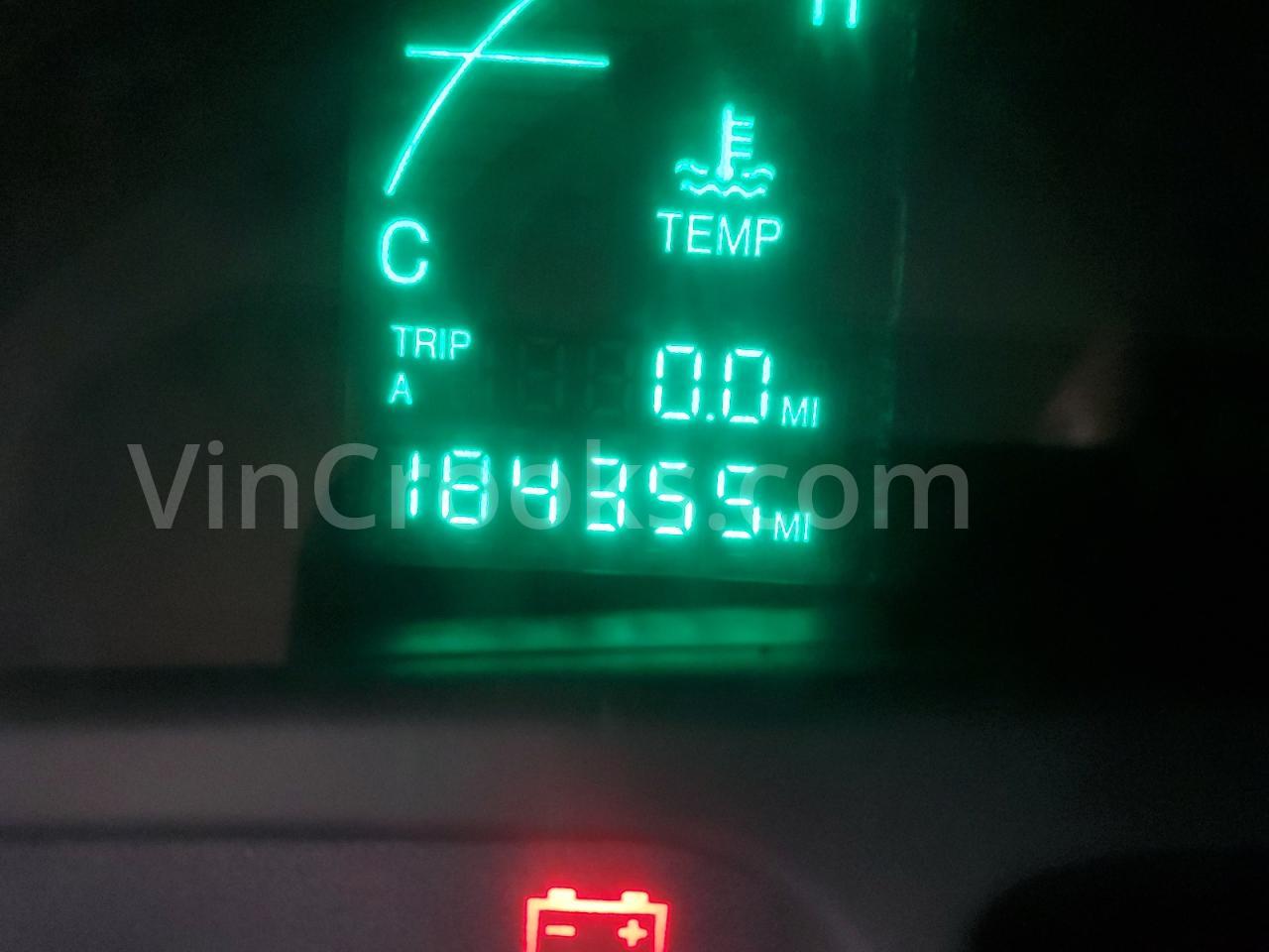 1G6KD54Y04U177580