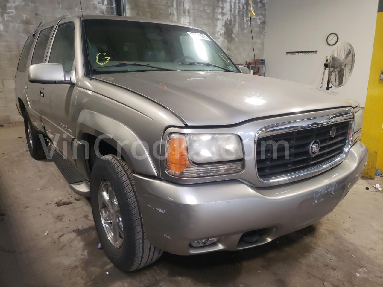 1GYEK63R9YR191948