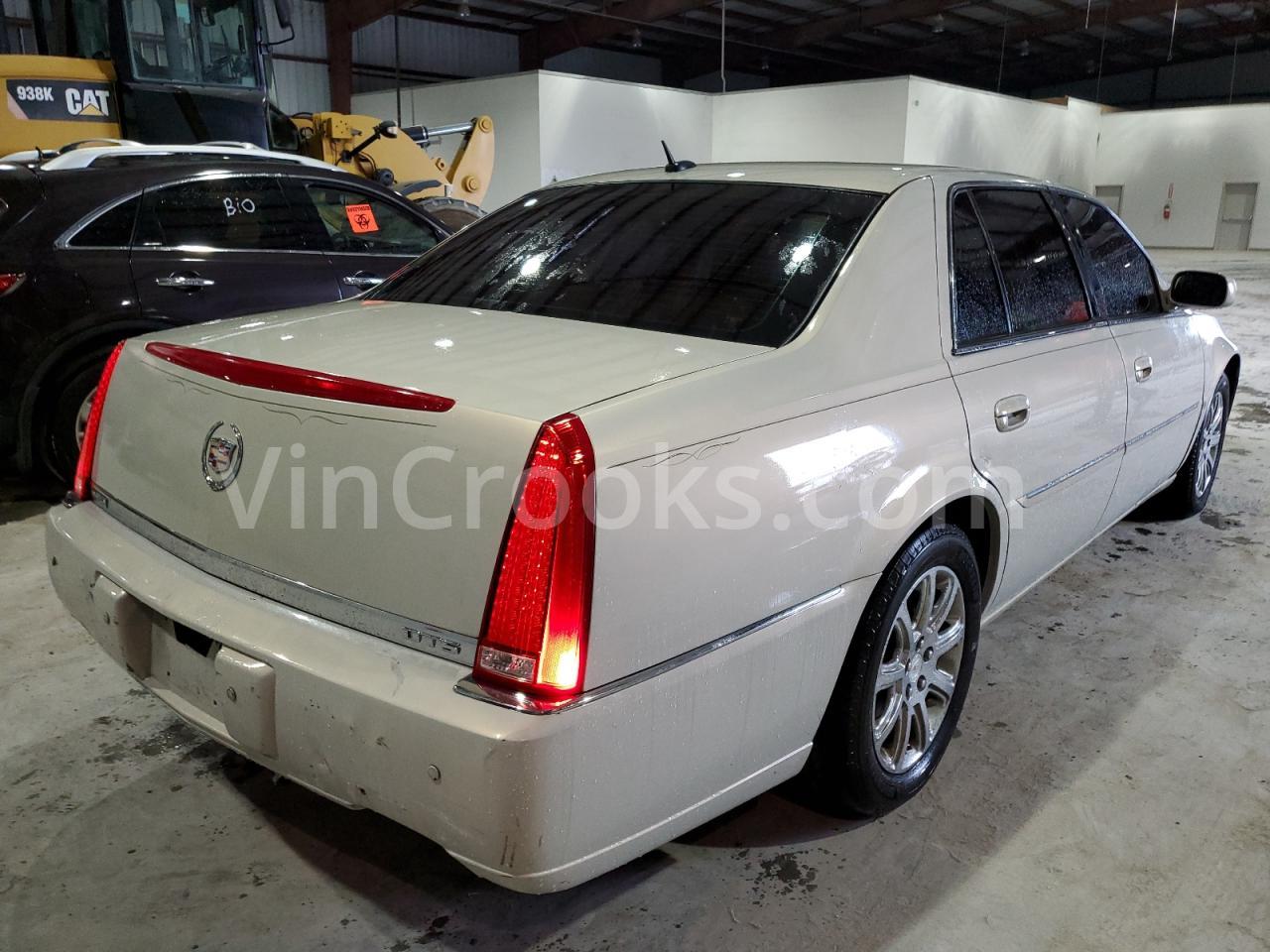 1G6KD57YX8U154440