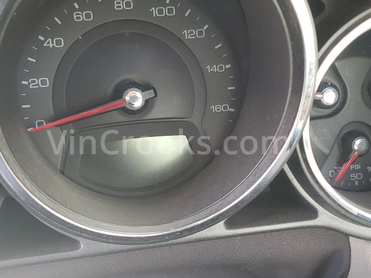 1G6DT57V880169768