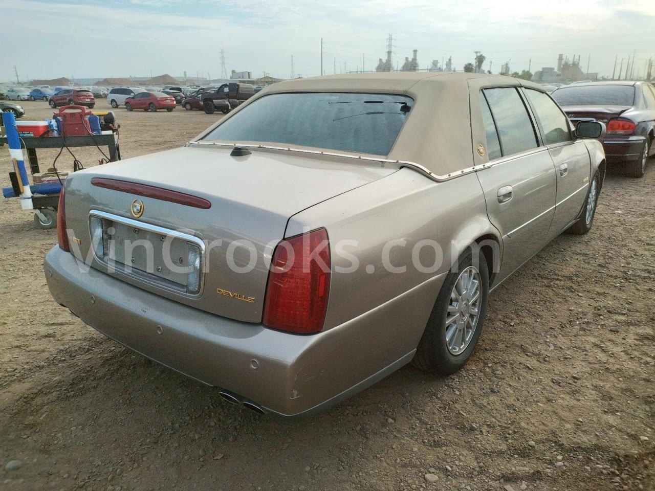 1G6KD57Y24U152451